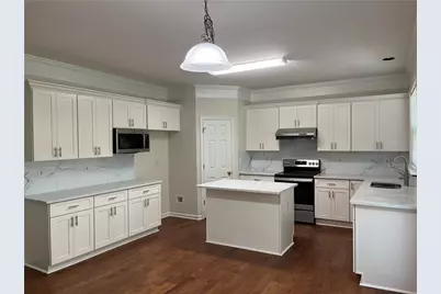 555 Midhurst Place, Johns Creek, GA 30024 - Photo 10