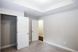 1920 Townsend Ct, Atlanta, GA 30329 - Photo 32