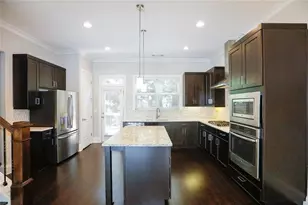 1920 Townsend Ct, Atlanta, GA 30329 - Photo 20