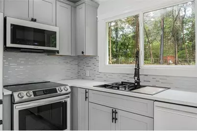 6073 Fieldcrest Drive, Morrow, GA 30260 - Photo 8