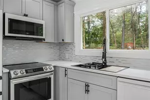 6073 Fieldcrest Dr, Morrow, GA 30260 - Photo 8