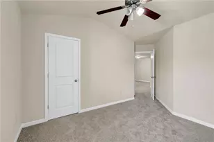 13374 Canary Ln, Alpharetta, GA 30004 - Photo 22