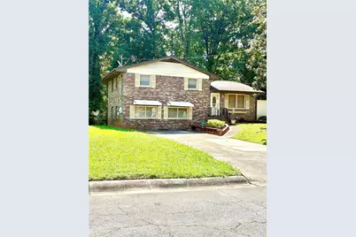 2480 Burton Circle, Morrow, GA 30260 - Photo 2