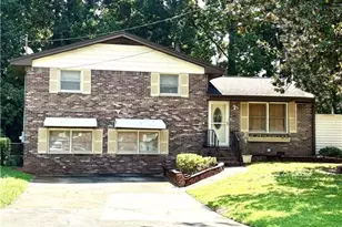 2480 Burton Cir, Morrow, GA 30260 - Photo 1