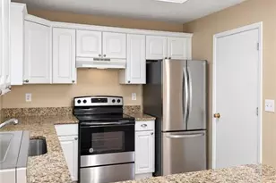 821 Hampton Hill Ct, Lawrenceville, GA 30044 - Photo 16