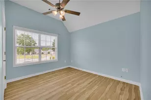 316 Lakeview Bend Cir, Jefferson, GA 30549 - Photo 12