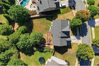 126 Edgewater Trail, Canton, GA 30115 - Photo 2
