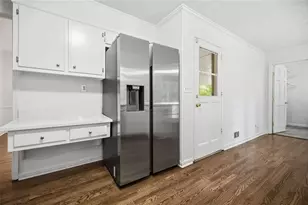 3924 Menlo Dr, Atlanta, GA 30340 - Photo 12