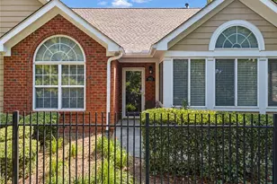 142 Vintage Club Circle, Marietta, GA 30066 - Photo 2