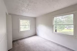 5721 Black Berry Row, Ellenwood, GA 30294 - Photo 10
