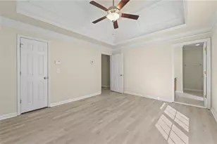 8949 Carroll Manor Dr, Sandy Springs, GA 30350 - Photo 12