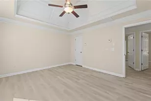 8949 Carroll Manor Dr, Sandy Springs, GA 30350 - Photo 14