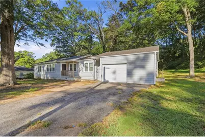 612 S Dogwood Street, Villa Rica, GA 30180 - Photo 2