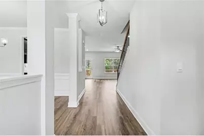 626 Walnut Creek Parkway, Pendergrass, GA 30567 - Photo 8