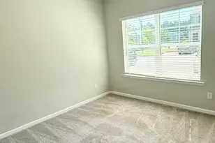 585 McWilliams Road SE, Atlanta, GA 30315 - Photo 6