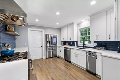 7625 Nesbit Ferry Road, Sandy Springs, GA 30350 - Photo 14