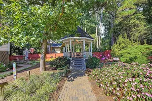 2132 Dunwoody Glen, Dunwoody, GA 30338 - Photo 24