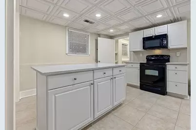 2132 Dunwoody Glen, Dunwoody, GA 30338 - Photo 8