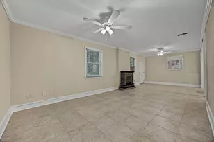 2132 Dunwoody Glen, Dunwoody, GA 30338 - Photo 2