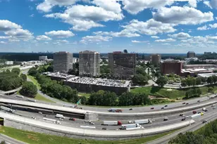 1044 Circle 75 Pkwy, Atlanta, GA 30339 - Photo 10