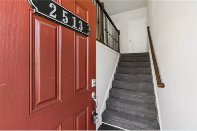 2513 Hedgeway Circle, Kennesaw, GA 30144 - Photo 2