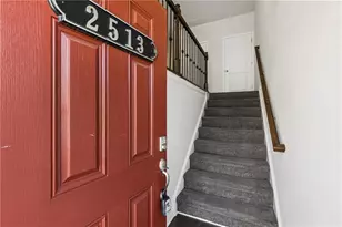 2513 Hedgeway Cir, Kennesaw, GA 30144 - Photo 2