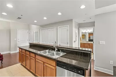 3040 Peachtree Road NW #708, Atlanta, GA 30305 - Photo 16