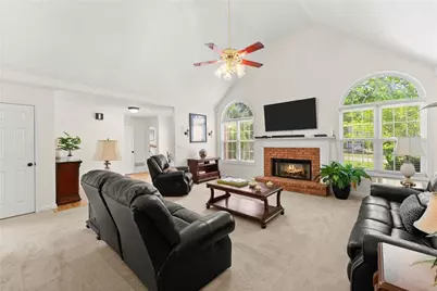 207 Nugget Trail, Braselton, GA 30517 - Photo 4