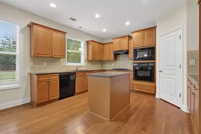 6121 Stillwater Trail, Flowery Branch, GA 30542 - Photo 38