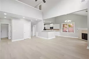 2120 Hickory Station Cir, Snellville, GA 30078 - Photo 10