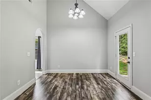 3437 Phoenix Cove Dr, Gainesville, GA 30506 - Photo 6