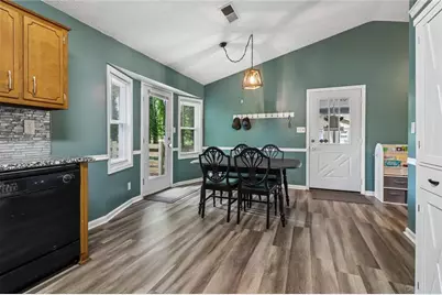 2580 Suncrest Court, Buford, GA 30519 - Photo 8