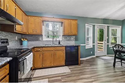 2580 Suncrest Court, Buford, GA 30519 - Photo 12