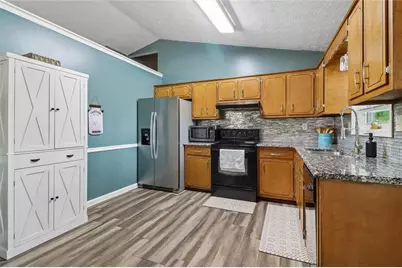 2580 Suncrest Court, Buford, GA 30519 - Photo 10