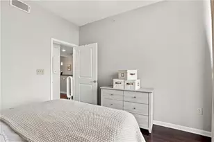 3040 Peachtree Rd NW, Atlanta, GA 30305 - Photo 18