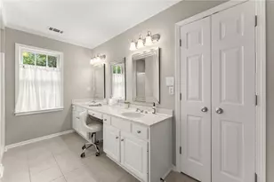 4649 Windsor Dr, Flowery Branch, GA 30542 - Photo 30