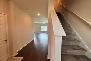 160 Innis Brook Circle, Cartersville, GA 30120 - Photo 2
