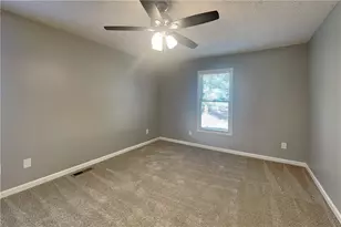 211 Mill Pointe Dr, Dallas, GA 30157 - Photo 6