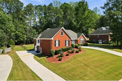 805 Ivy Ridge Drive, Loganville, GA 30052 - Photo 2