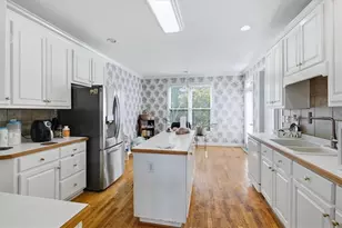 140 Lake Lucinda Dr, Covington, GA 30016 - Photo 12