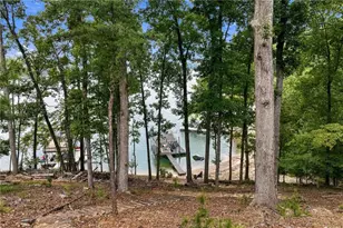 5628 Nags Head Cir, Gainesville, GA 30504 - Photo 4