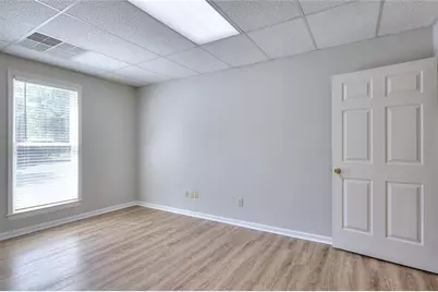 2621 Sandy Plains Road #Suite 201, Marietta, GA 30066 - Photo 6