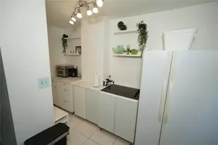 300 Peachtree St NE, Atlanta, GA 30308 - Photo 14