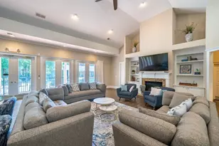 1202 Legacy Cv Ln, Roswell, GA 30075 - Photo 38