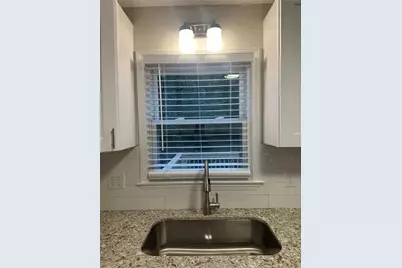 810 Victoria Place, Woodstock, GA 30189 - Photo 4