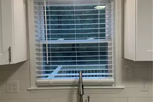 810 Victoria Pl, Woodstock, GA 30189 - Photo 4