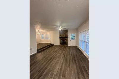 810 Victoria Place, Woodstock, GA 30189 - Photo 2