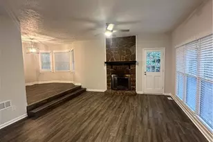 810 Victoria Pl, Woodstock, GA 30189 - Photo 2