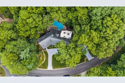585 Idlewood Drive, Sandy Springs, GA 30327 - Photo 48
