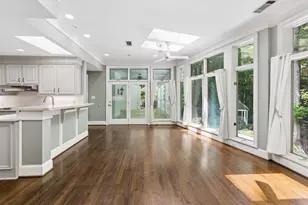 585 Idlewood Dr, Sandy Springs, GA 30327 - Photo 12